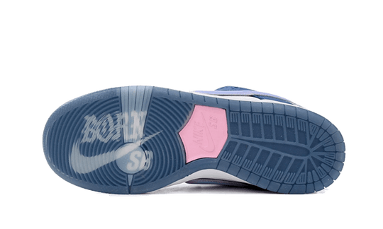 sb-dunk-low-born-x-raised-one-block-at-a-time-sneakee-store