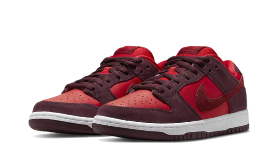 sb-dunk-low-cherry-sneakee-store