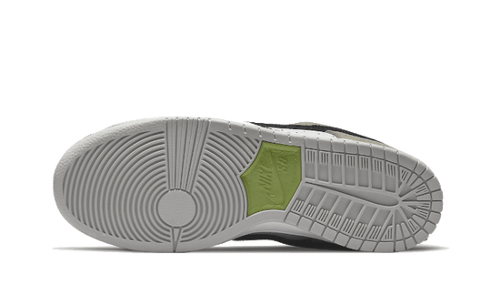 sb-dunk-low-chlorophyll-sneakee-store