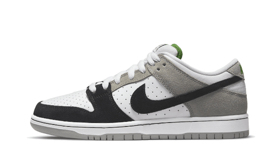 sb-dunk-low-chlorophyll-sneakee-store