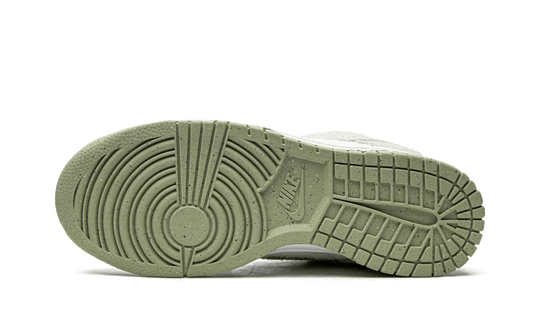 dunk-low-se-fleece-green-sneakee-store