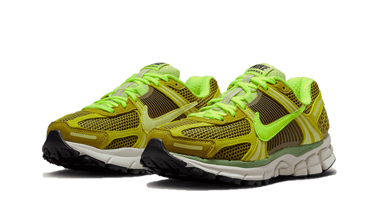 vomero-5-olive-flak-volt-sneakee-store