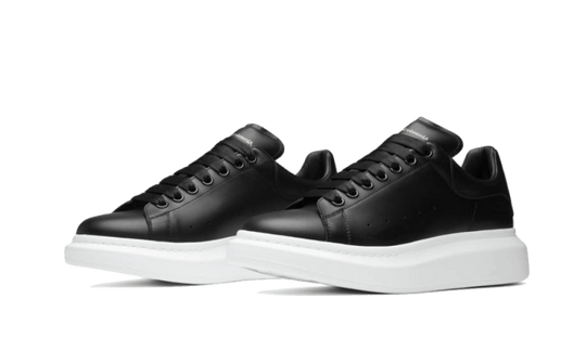 oversized-black-sneakee-store