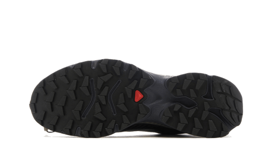 xt-4-og-black-silver-metallic-sneakee-store