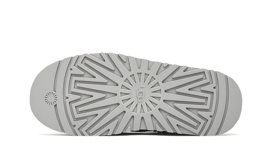 tazz-slipper-seal-sneakee-store
