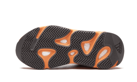 yeezy-700-enflame-amber-sneakee-store