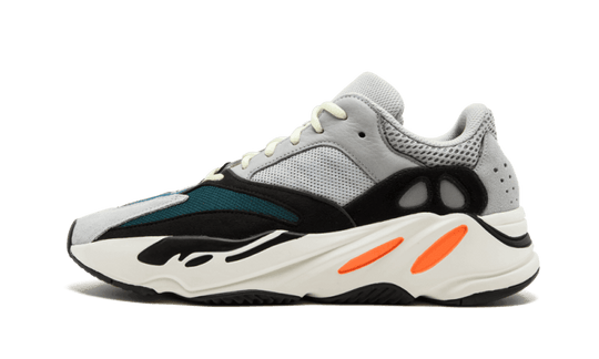 yeezy-700-wave-runner-solid-grey-sneakee-store