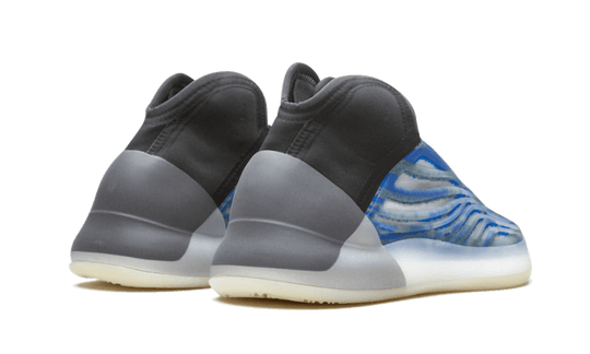 yeezy-qntm-frozen-blue-sneakee-store