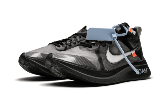zoom-fly-off-white-black-silver-sneakee-store