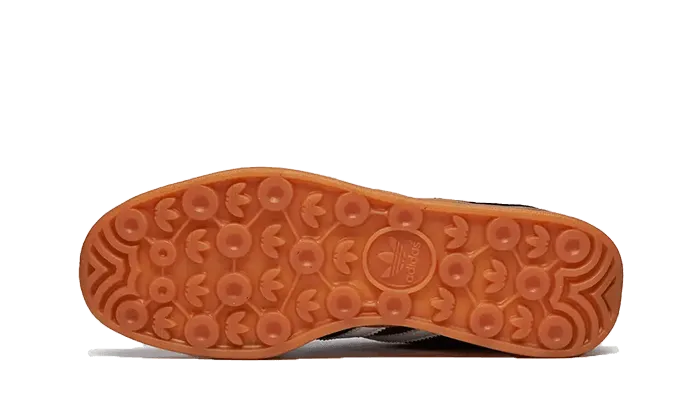 Gazelle Indoor Black White Gum - H06259