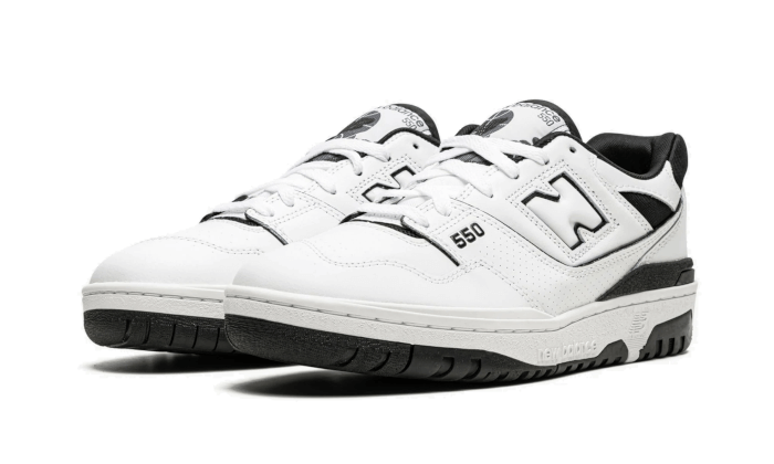 550-white-black-sneakee-store