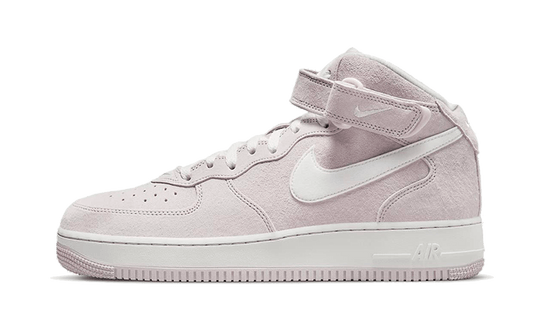 air-force-1-mid-07-venice-sneakee-store