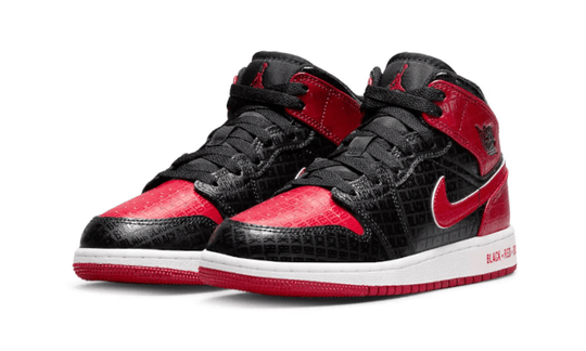 air-jordan-1-mid-bred-text-sneakee-store