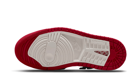 air-jordan-1-zoom-cmft-2-sp-valentines-day-sneakee-store