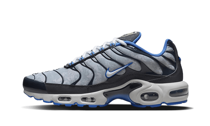 air-max-plus-se-social-fc-sneakee-store
