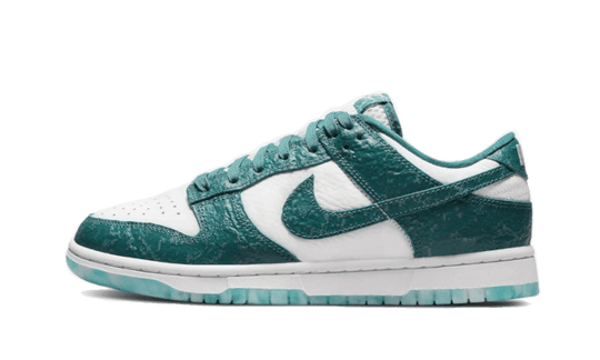 dunk-low-ocean-sneakee-store