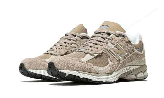 2002r-protection-pack-beige-runstock