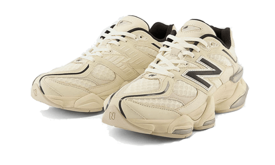 9060-cream-black-sneakee-store