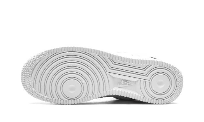 air-force-1-low-louis-vuitton-white-sneakee-store