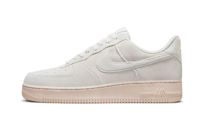 air-force-1-low-winter-premium-summit-white-sneakee-store