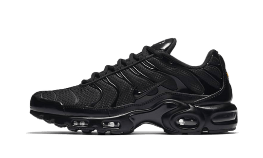 air-max-plus-triple-black-sneakee-store
