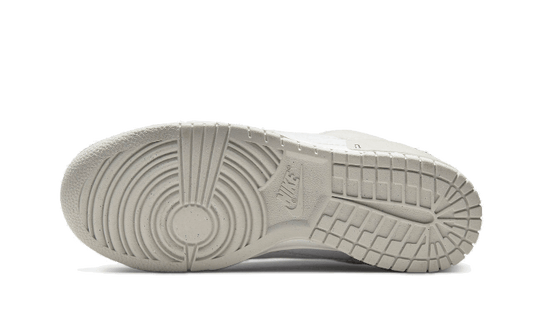 dunk-low-disrupt-2-pale-ivory-black-sneakee-store