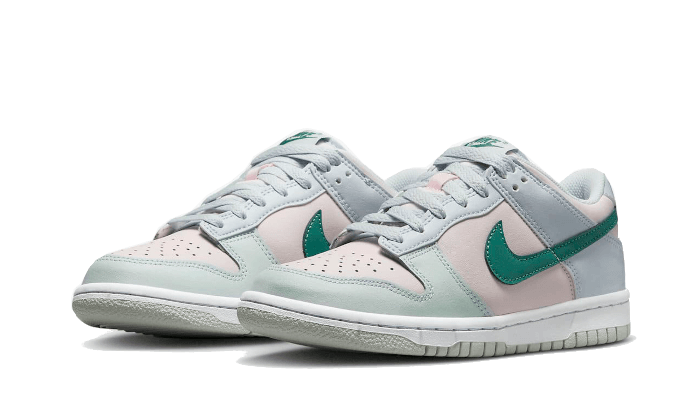 dunk-low-mineral-teal-sneakee-store