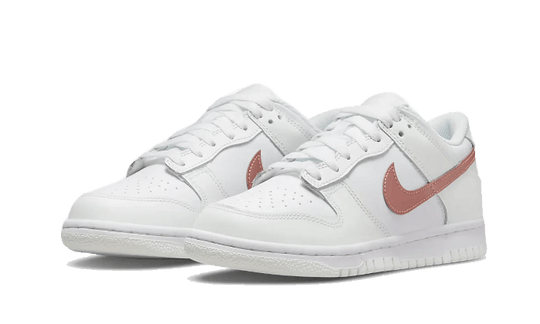 dunk-low-white-pink-runstock