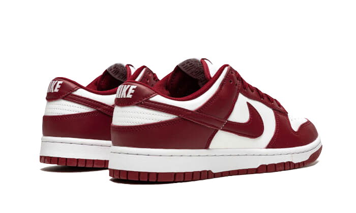 dunk-low-team-red-runstock