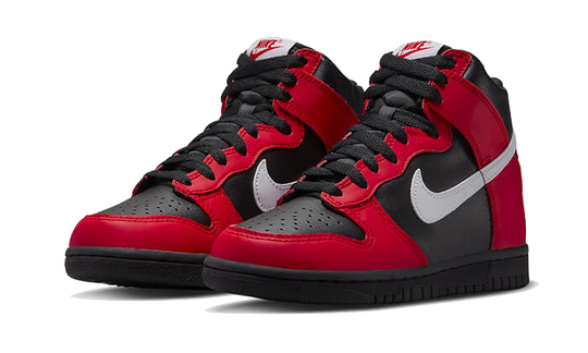 dunk-high-black-red-sneakee-store