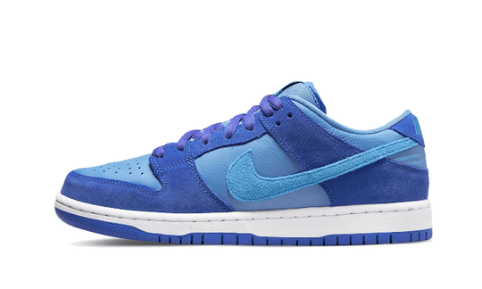 sb-dunk-low-blue-raspberry-sneakee-store