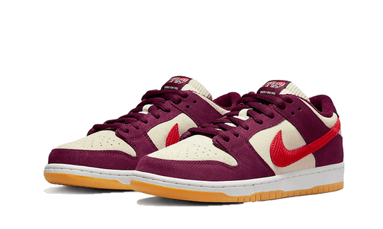 sb-dunk-low-skate-like-a-girl-bordeaux-sneakee-store