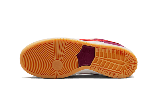 sb-dunk-low-skate-like-a-girl-bordeaux-sneakee-store