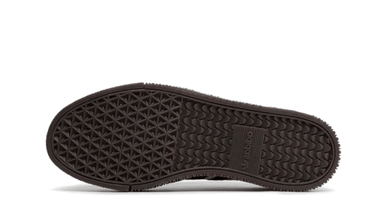 sambarose-white-black-gum-sneakee-store