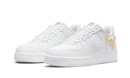air-force-1-low-lx-lucky-charms-white-sneakee-store