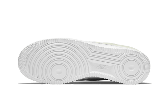air-force-1-low-white-pony-hair-heel-sneakee-store