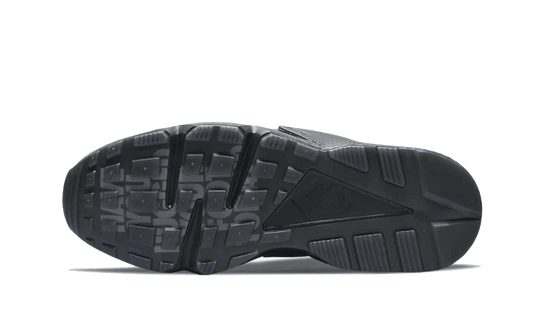 air-huarache-hyperlocal-london-sneakee-store