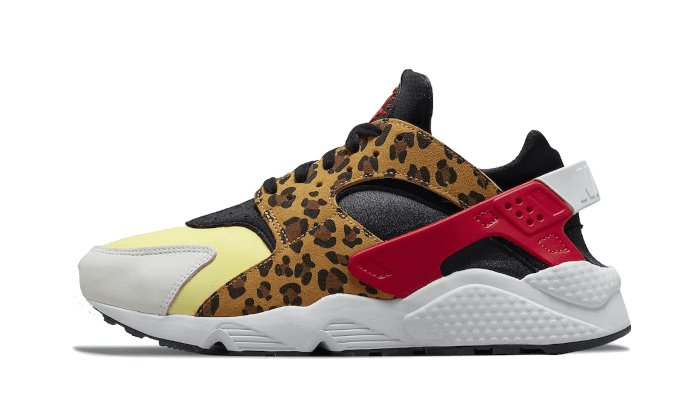 air-huarache-snkrs-day-sneakee-store