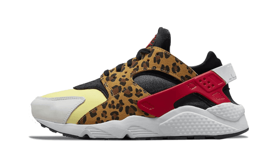air-huarache-snkrs-day-sneakee-store