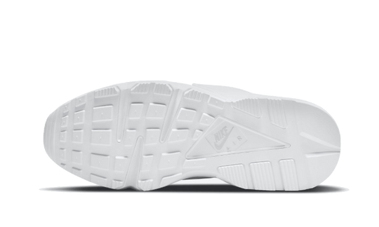 air-huarache-triple-white-2021-sneakee-store