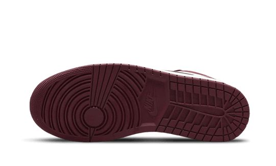 air-jordan-1-low-bordeaux-runstock