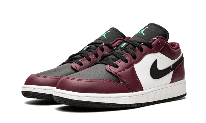 air-jordan-1-low-se-dark-beetroot-black-roma-green-sneakee-store