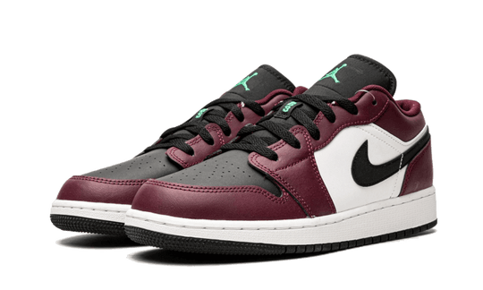 air-jordan-1-low-se-dark-beetroot-black-roma-green-sneakee-store