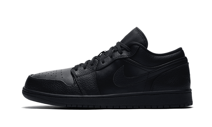 air-jordan-1-low-triple-black-sneakee-store