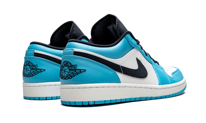 air-jordan-1-low-unc-2021-sneakee-store