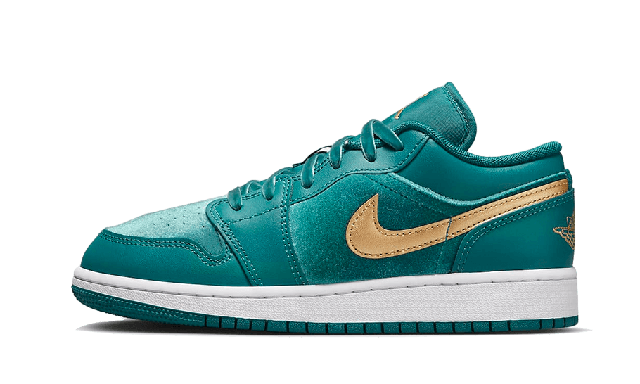 air-jordan-1-low-velvet-geode-teal-sneakee-store
