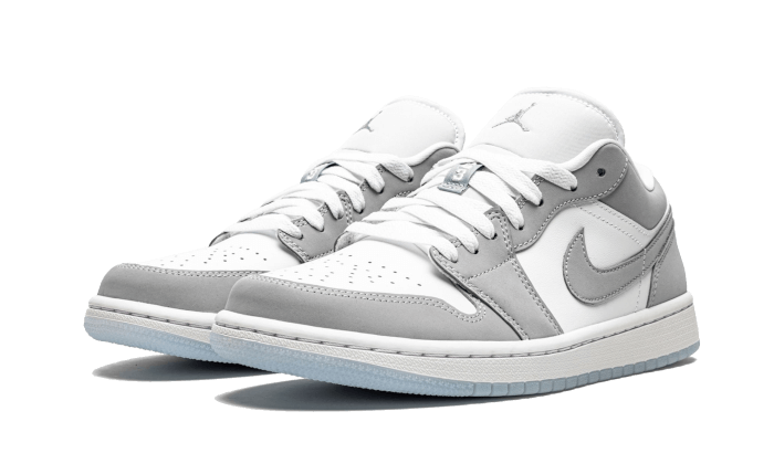 air-jordan-1-low-wolf-grey-sneakee-store