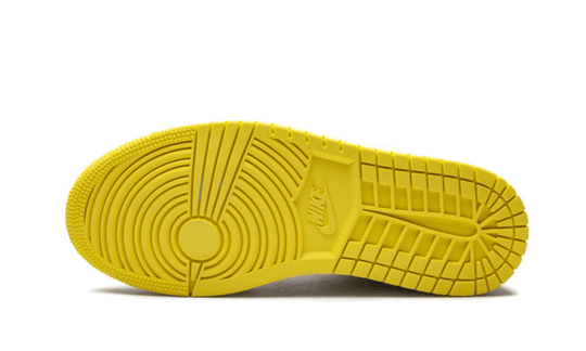 air-jordan-1-mid-se-voltage-yellow-sneakee-store