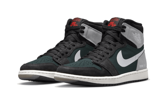 air-jordan-1-retro-high-element-gore-tex-black-particle-grey-sneakee-store