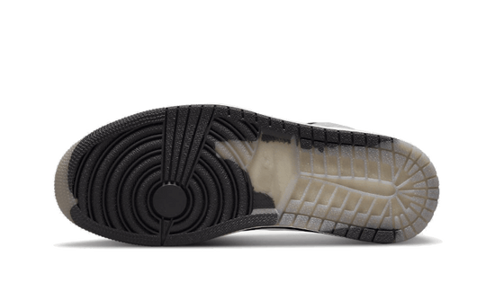 air-jordan-1-retro-high-element-gore-tex-black-particle-grey-sneakee-store